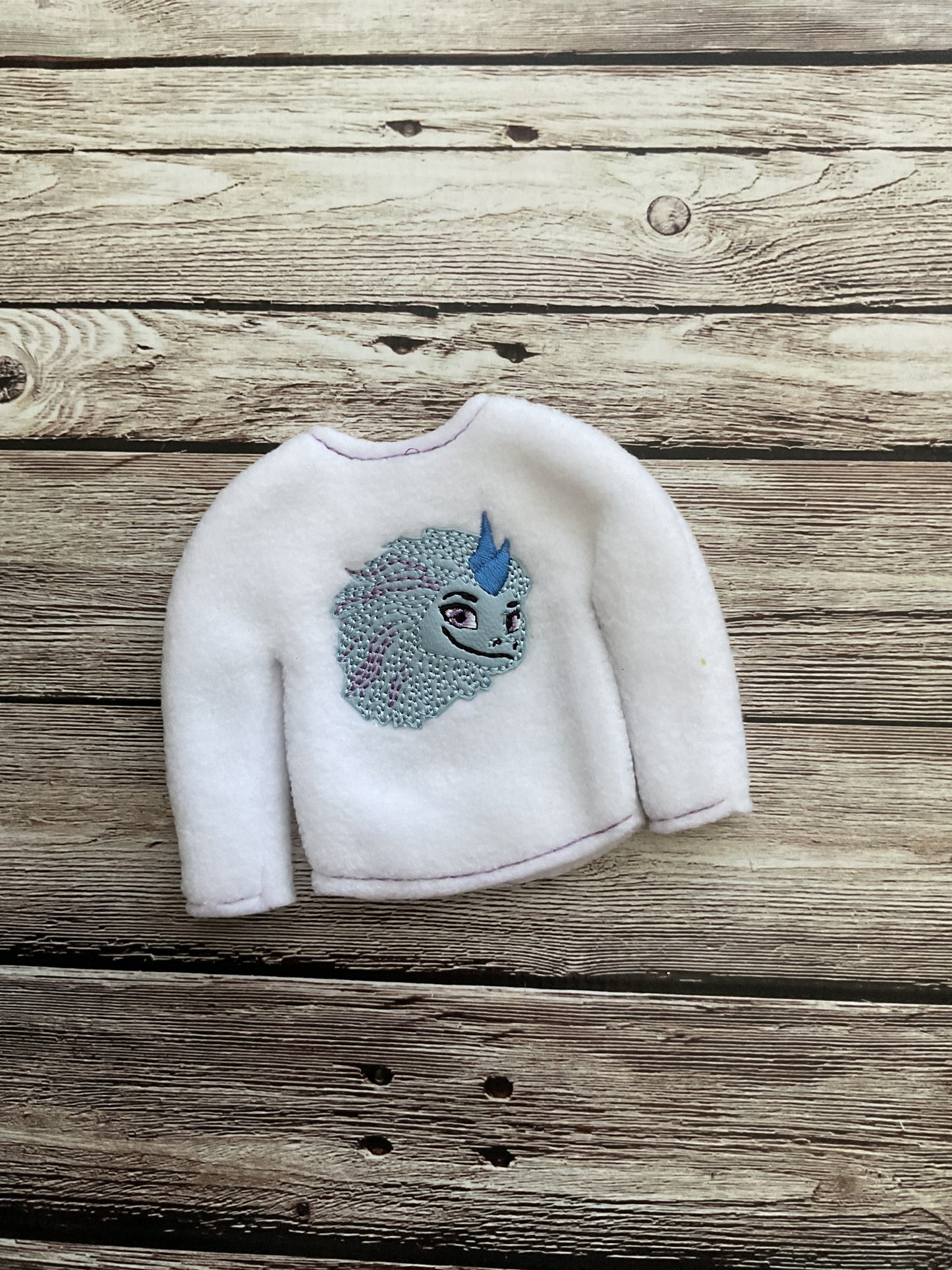 (194) Holiday Elf/Doll Sweater Blue Asian Dragon