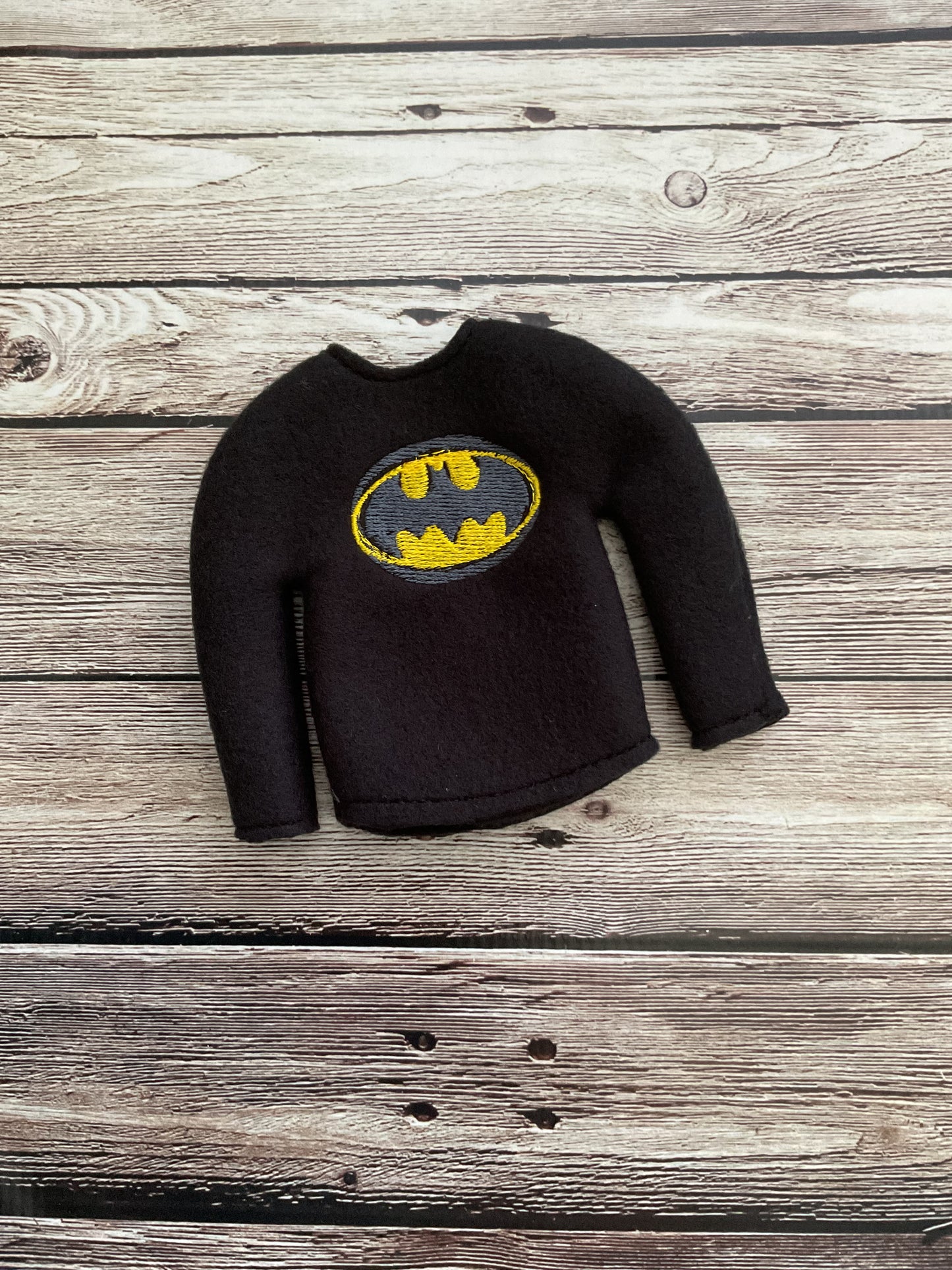 (165) Holiday Elf/Doll Sweater Bat Silhouette