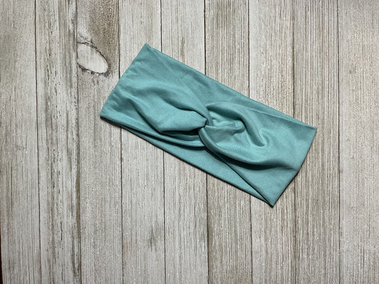 Wide Twisted Head Band Light Blue. For Sports, Yoga, Workouts, or Facials. Fashionable and comfortable