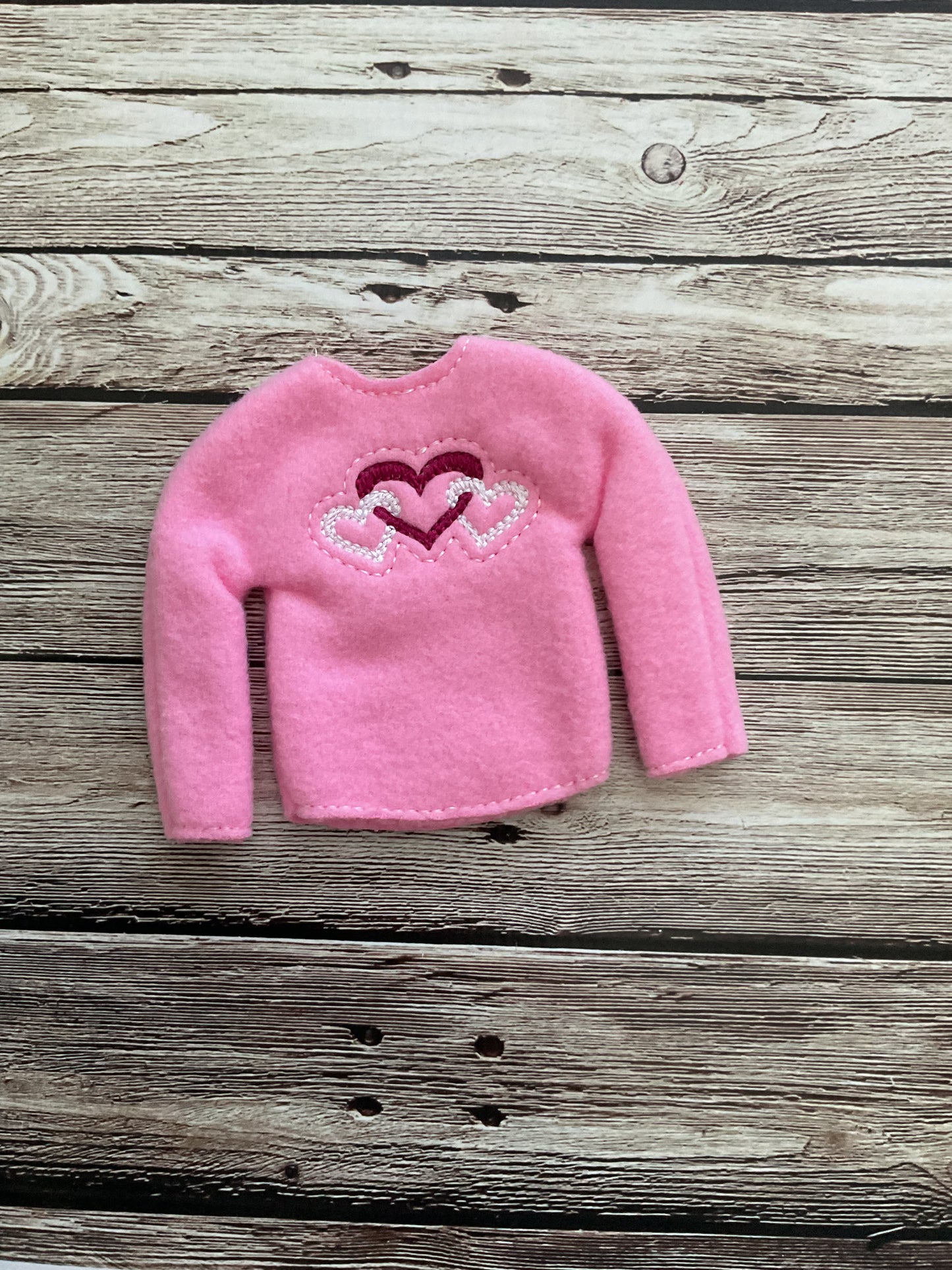 (231) Holiday Elf/Doll Sweater Three Hearts