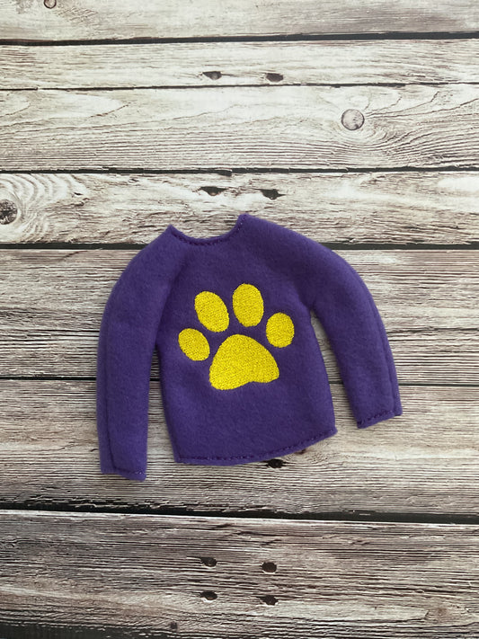 (163) Holiday Elf/Doll Sweater Paw Print