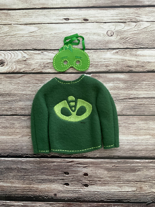 (172) Holiday Elf/Doll Sweater Green Lizard Boy with mask