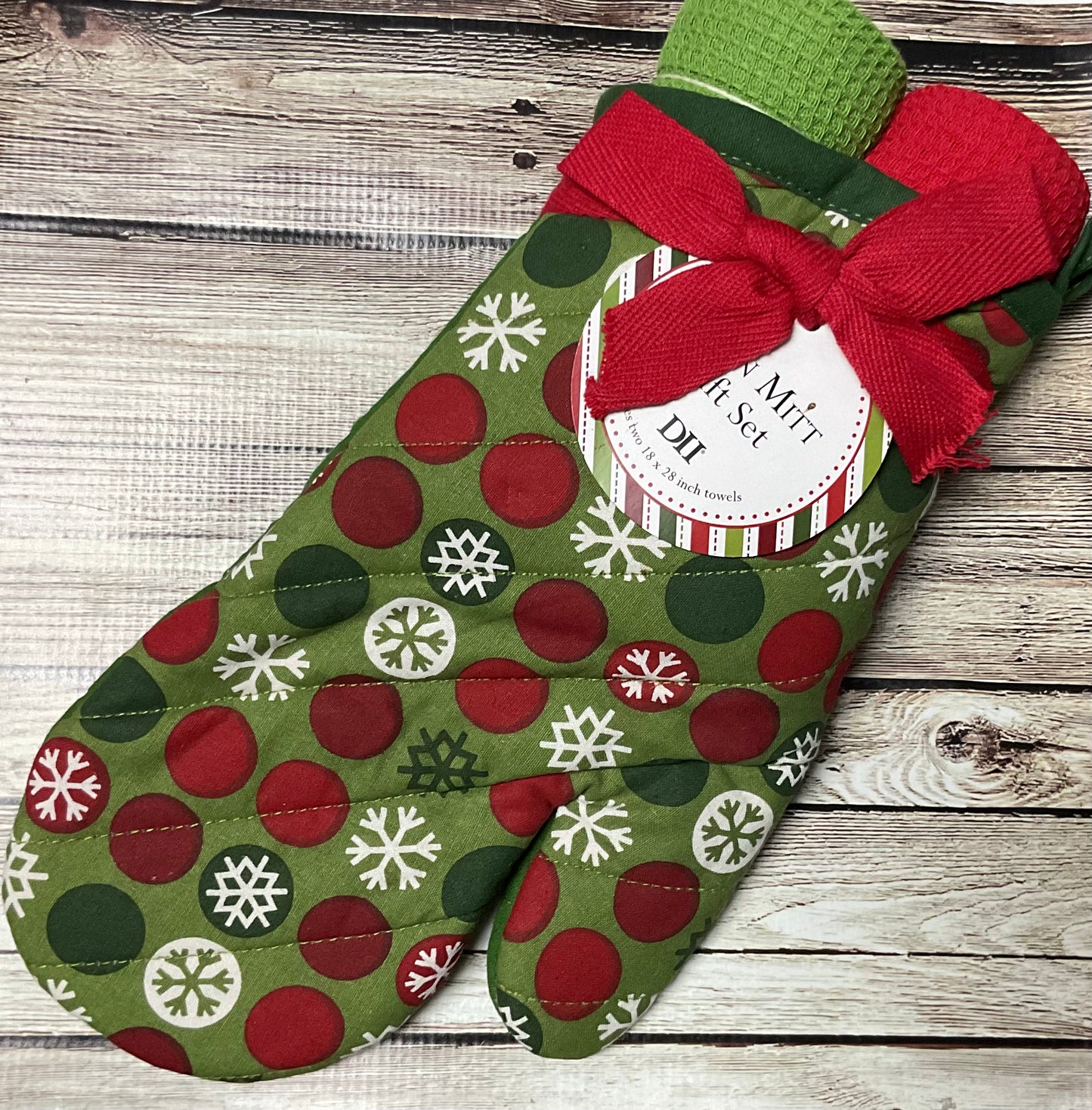 Decorative Oven Mitts with Towel and/or Spatula